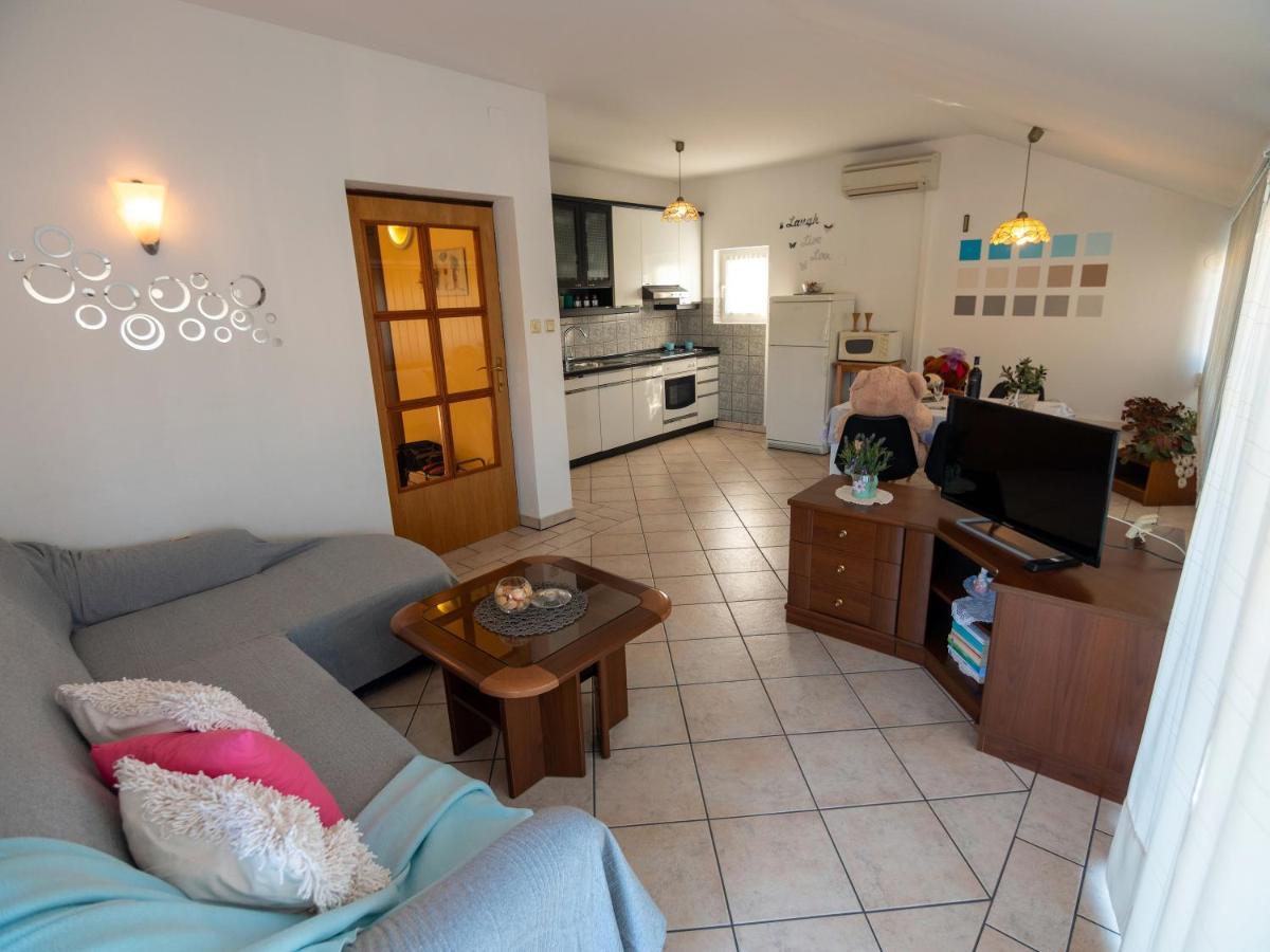 Apartments Rezek スペタルスカ・ドラガ エクステリア 写真
