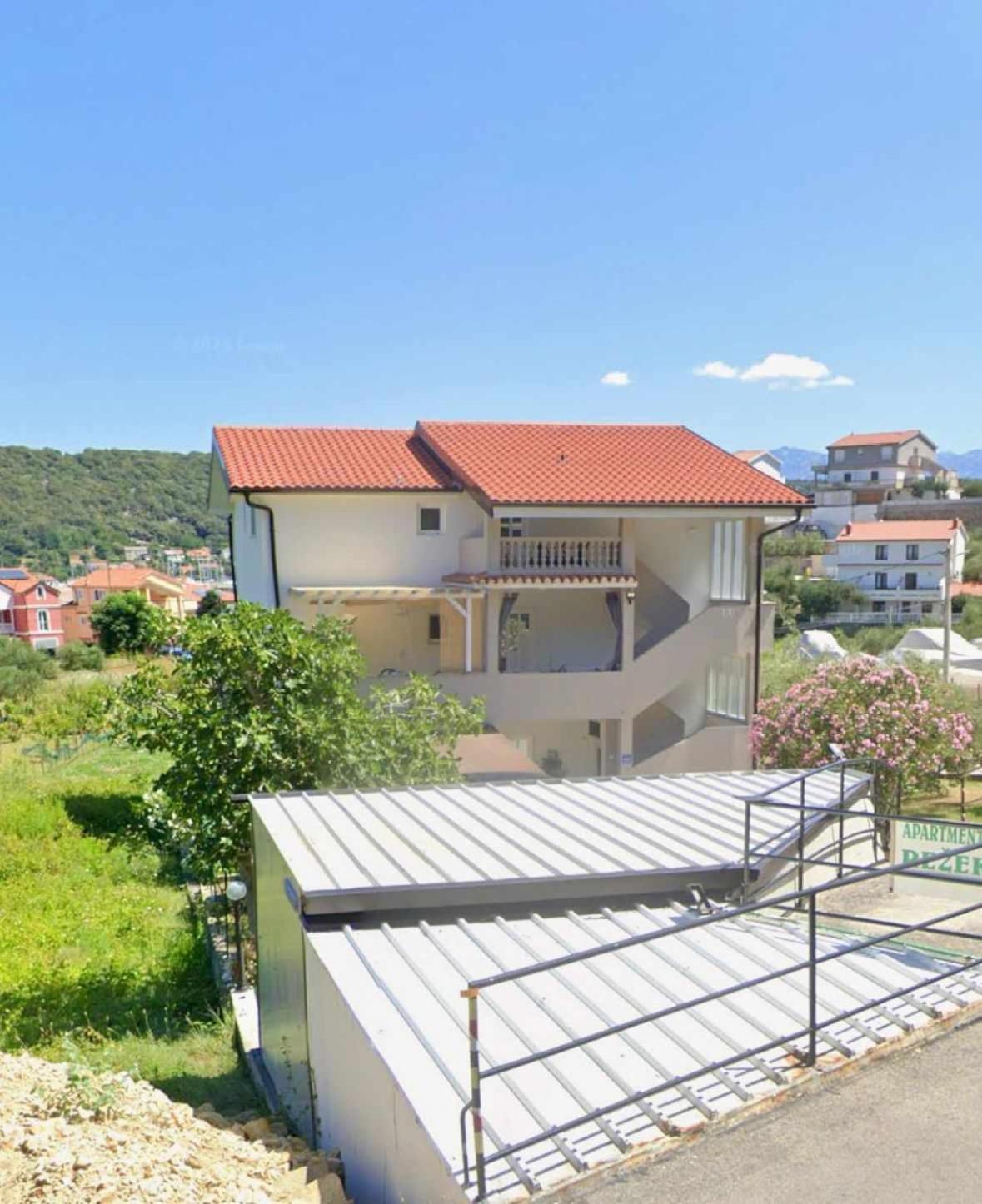 Apartments Rezek スペタルスカ・ドラガ エクステリア 写真