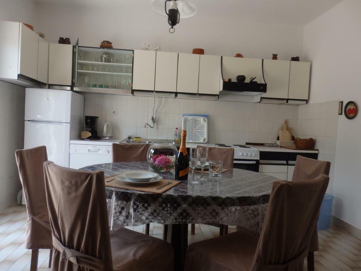 Apartments Rezek スペタルスカ・ドラガ エクステリア 写真